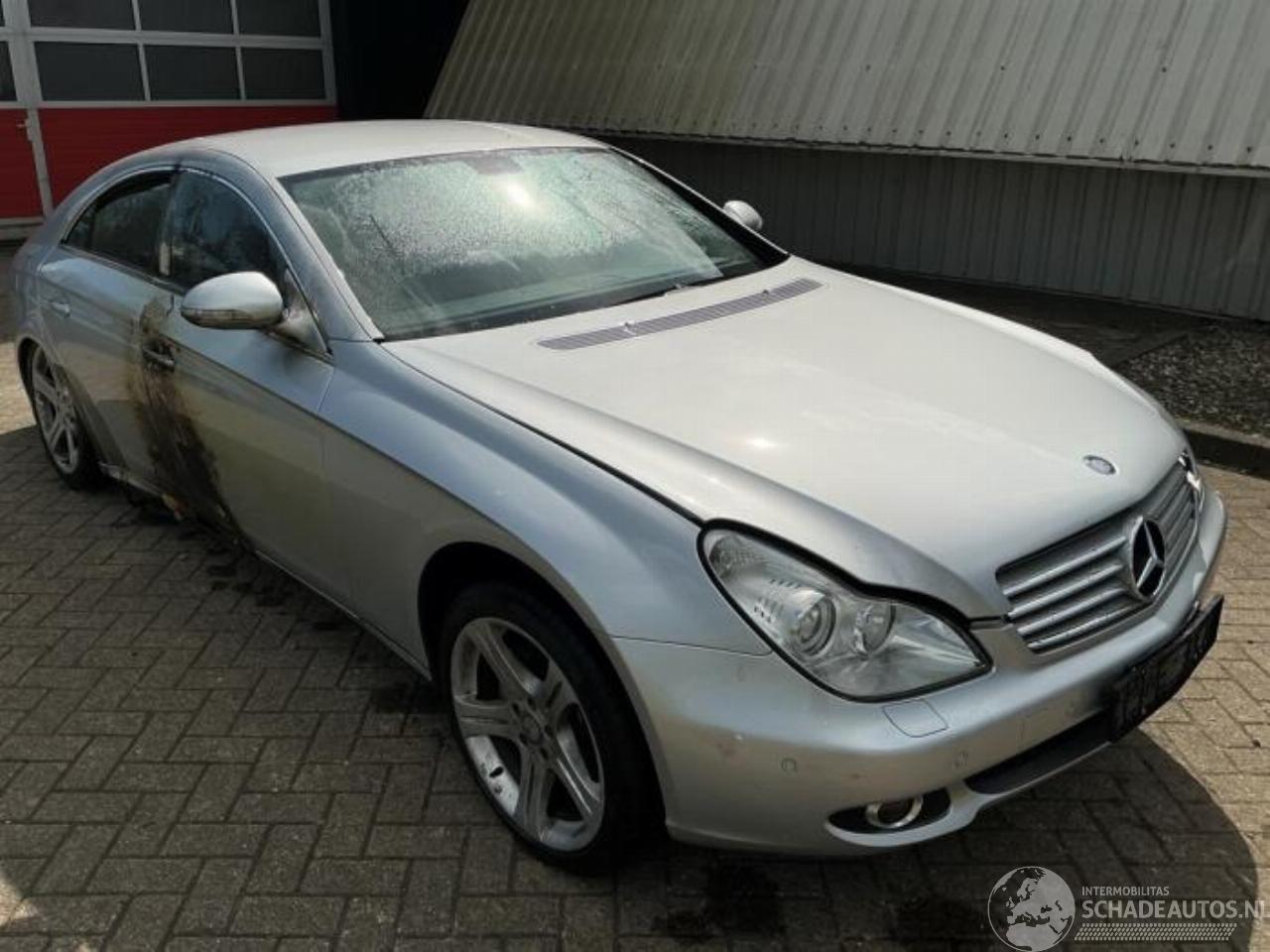 Mercedes CLS CLS (C219), Sedan, 2004 / 2010 500 5.0 V8 24V
