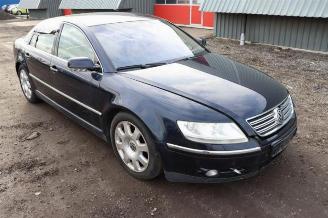 Vrakbiler auto Volkswagen Phaeton Phaeton (3D), Sedan, 2002 / 2016 6.0 W12 48V 4Motion 2003/4