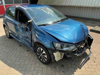 Vrakbiler auto Volkswagen Polo Polo V (6R), Hatchback, 2009 / 2017 1.0 TSI 12V BlueMotion 2016/10