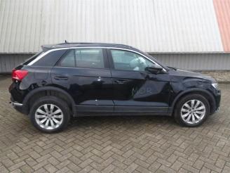 Volkswagen T-Roc T-Roc I, SUV, 2017 1.6 TDI BMT 16V picture 2