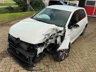 Volkswagen e-Golf Golf VII (AUA), Hatchback, 2012 / 2021 e-Golf picture 7