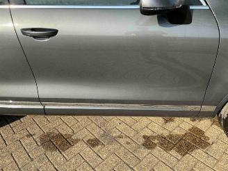 Volkswagen Touareg Touareg (7PA/PH), SUV, 2010 / 2018 3.0 V6 24V TSI Hybrid picture 22