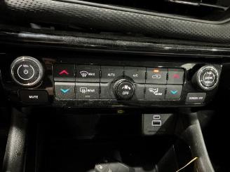 Jeep Compass Compass II (MP), SUV, 2016 1.3 T4 130 16V picture 16