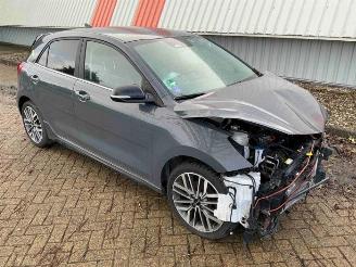  Kia Rio Rio IV (YB), Hatchback, 2017 1.0i T-GDi 100 12V 2022/3