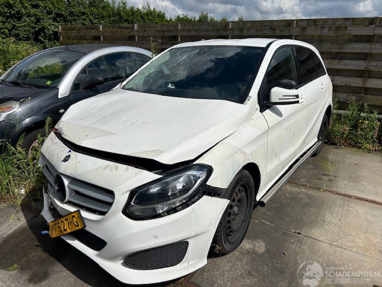 Mercedes B-klasse 220 D AMBITION