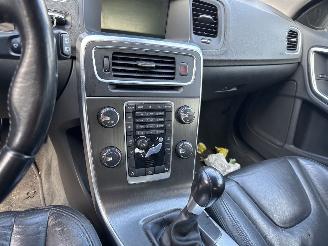 Volvo V-60 1.6 T3  Summum picture 7