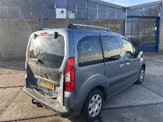 Peugeot Partner Tepee 1.6 XT picture 2