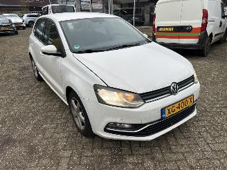 Voiture accidenté Volkswagen Polo 1.0 COMFORTLINE BUSINESS R 2017/1