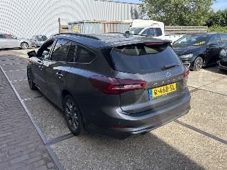 Coche accidentado Ford Focus 1.0 ECOBOOST HYBRID ST LINE 2022/11