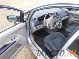 Mitsubishi Grandis Grandis (NA), MPV, 2004 / 2010 2.4 16V MIVEC picture 12