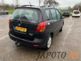 Toyota Corolla-verso Corolla Verso (E12), MPV, 2001 / 2004 1.8 16V VVT-i picture 5