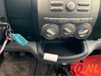 Daihatsu Sirion Sirion 2 (M3), Hatchback, 2005 1.3 16V DVVT picture 12