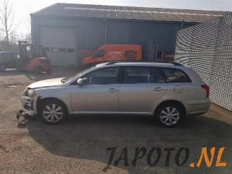 Toyota Avensis Avensis Wagon (T25/B1E), Combi, 2003 / 2008 2.0 16V D-4D-F picture 2
