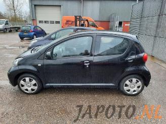 Toyota Aygo Aygo (B10), Hatchback, 2005 / 2014 1.0 12V VVT-i picture 2