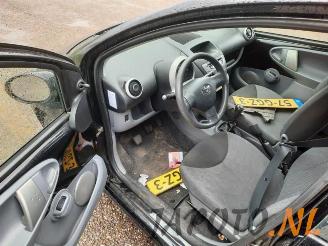 Toyota Aygo Aygo (B10), Hatchback, 2005 / 2014 1.0 12V VVT-i picture 9
