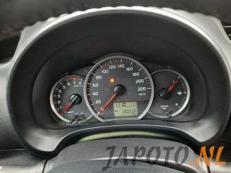 Toyota Yaris Yaris III (P13), Hatchback, 2010 / 2020 1.0 12V VVT-i picture 16