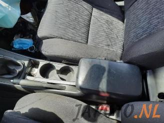 Toyota Corolla Corolla (E12), Hatchback, 2002 / 2007 1.6 16V VVT-i picture 17