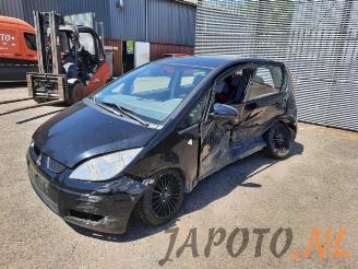 Coche siniestrado Mitsubishi Colt Colt (Z2/Z3), Hatchback, 2004 / 2012 1.5 16V CZ3 2007/11