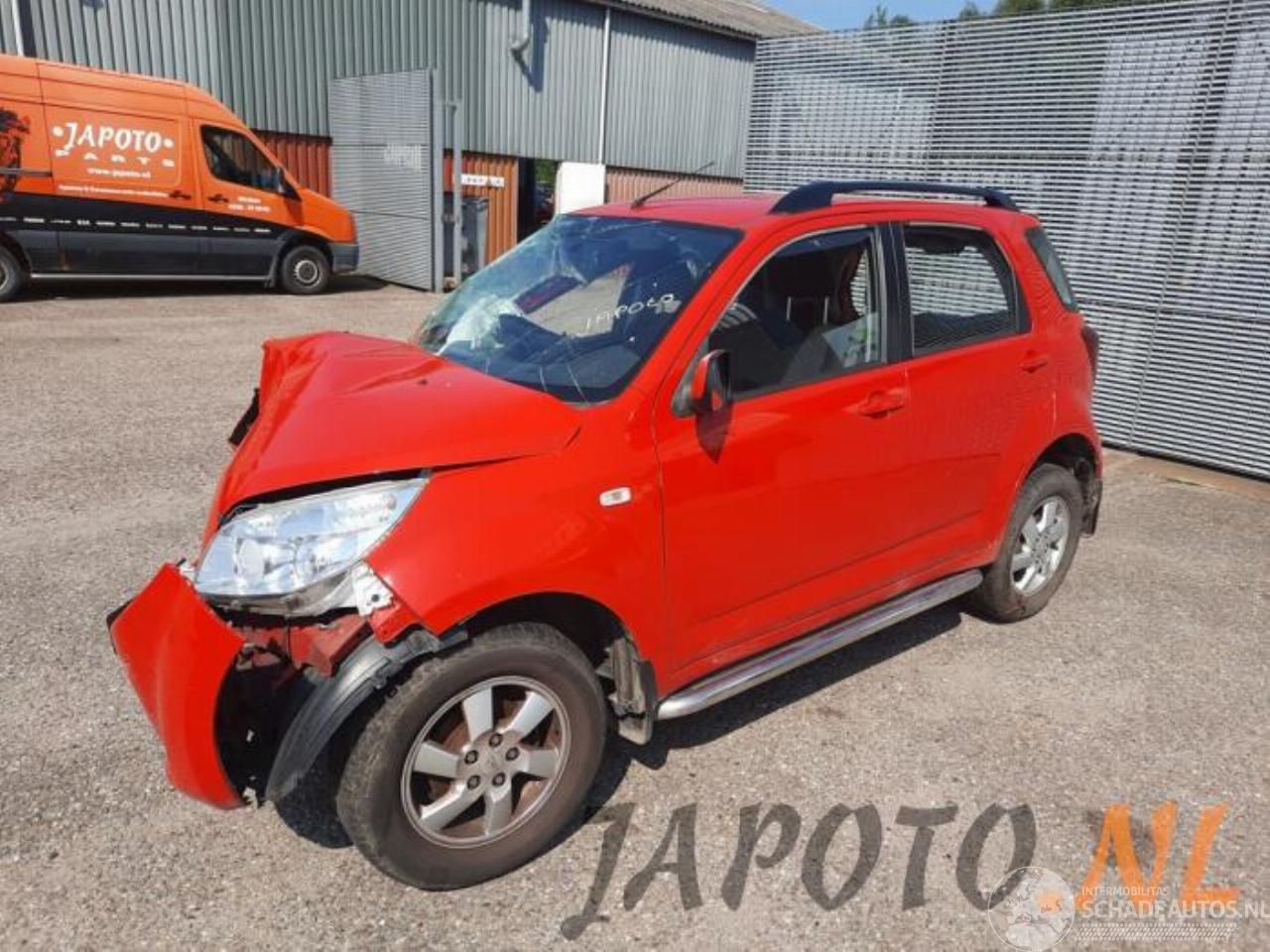 Daihatsu Terios Terios (J2), Terreinwagen, 2005 1.5 16V DVVT 4x2 Euro 4