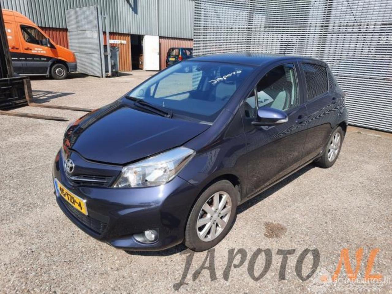 Toyota Yaris Yaris III (P13), Hatchback, 2010 / 2020 1.33 16V Dual VVT-I