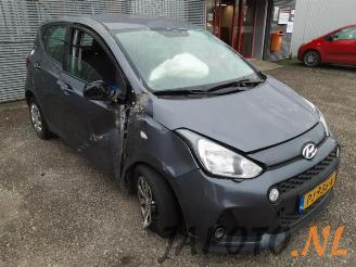 Hyundai I-10 i10 (B5), Hatchback, 2013 / 2019 1.0 12V picture 2