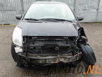 Toyota Yaris Yaris II (P9), Hatchback, 2005 / 2014 1.3 16V VVT-i picture 10