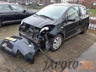 demontáž osobní automobily Toyota Yaris Yaris II (P9), Hatchback, 2005 / 2014 1.3 16V VVT-i 2006/10