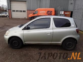 Toyota Yaris Yaris (P1), Hatchback, 1999 / 2005 1.3 16V VVT-i picture 2