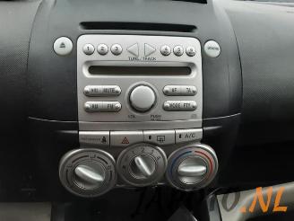 Daihatsu Sirion Sirion 2 (M3), Hatchback, 2005 1.3 16V DVVT picture 13