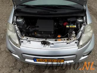 Daihatsu Sirion Sirion 2 (M3), Hatchback, 2005 1.3 16V DVVT picture 17