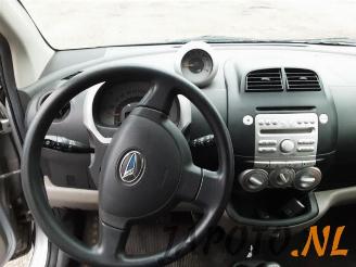 Daihatsu Sirion Sirion 2 (M3), Hatchback, 2005 1.3 16V DVVT picture 12