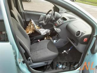 Toyota Aygo Aygo (B10), Hatchback, 2005 / 2014 1.0 12V VVT-i picture 9