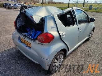 Toyota Aygo Aygo (B10), Hatchback, 2005 / 2014 1.0 12V VVT-i picture 5