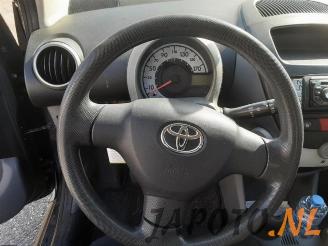 Toyota Aygo Aygo (B10), Hatchback, 2005 / 2014 1.0 12V VVT-i picture 12