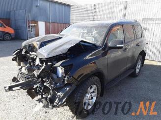 disassembly passenger cars Toyota Landcruiser Land Cruiser (J15), Terreinwagen, 2009 2.8 D-4D 16V 2018/8