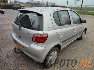 Toyota Yaris Yaris (P1), Hatchback, 1999 / 2005 1.3 16V VVT-i picture 4