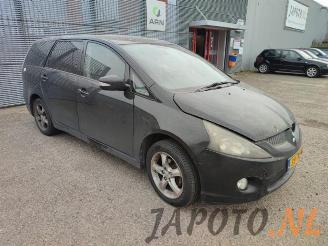 Mitsubishi Grandis Grandis (NA), MPV, 2004 / 2010 2.4 16V MIVEC picture 6