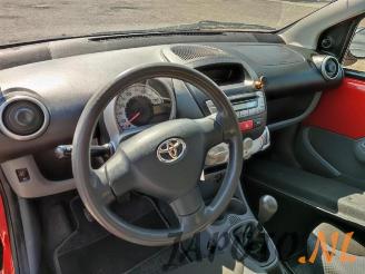 Toyota Aygo Aygo (B10), Hatchback, 2005 / 2014 1.0 12V VVT-i picture 11