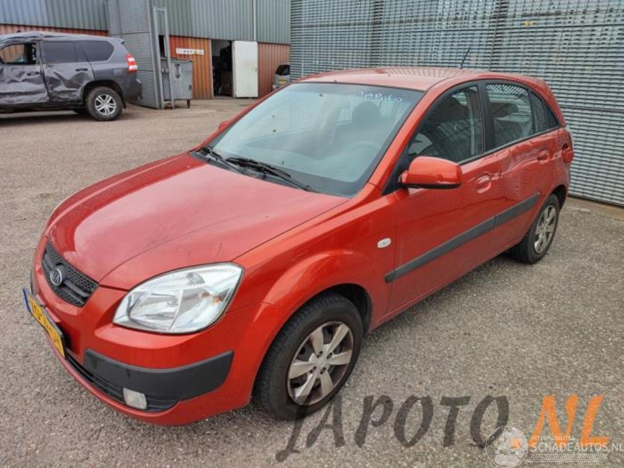 Kia Rio Rio II (DE), Hatchback, 2005 / 2011 1.4 16V