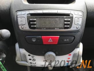 Toyota Aygo Aygo (B10), Hatchback, 2005 / 2014 1.0 12V VVT-i picture 10