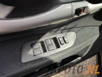 Toyota Auris Auris (E15), Hatchback, 2006 / 2012 1.6 Dual VVT-i 16V picture 10