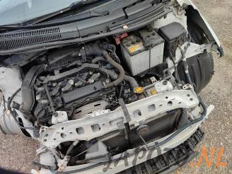 Toyota Urban Cruiser Urban Cruiser, SUV, 2009 / 2016 1.33 Dual VVT-I 16V 2WD picture 15