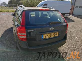Kia Cee d Cee'd Sporty Wagon (EDF), Combi, 2007 / 2012 1.6 CVVT 16V picture 4