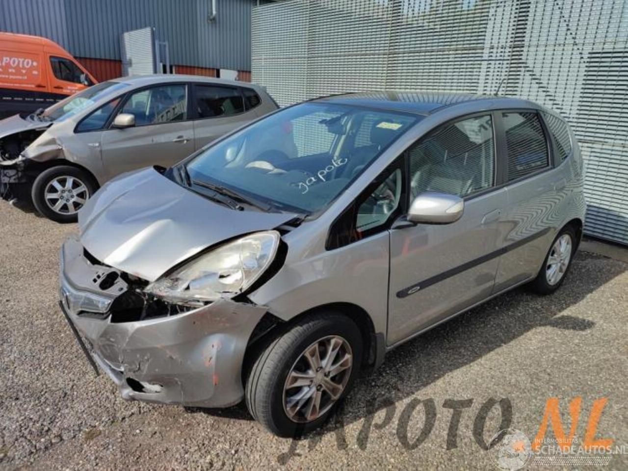 Honda Jazz Jazz (GE6/GE8/GG/GP), Hatchback, 2008 / 2015 1.3 VTEC 16V Hybrid