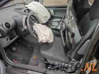 Toyota Aygo Aygo (B10), Hatchback, 2005 / 2014 1.0 12V VVT-i picture 9