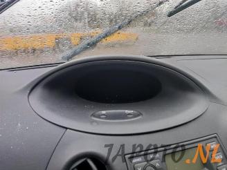 Toyota Yaris Yaris (P1), Hatchback, 1999 / 2005 1.3 16V VVT-i picture 10