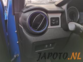 Suzuki Ignis Ignis (MF), Hatchback 5-drs, 2016 1.2 Dual Jet 16V Smart Hybrid AllGrip picture 11