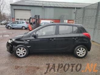 Hyundai I-20 i20, Hatchback, 2008 / 2015 1.2i 16V picture 2