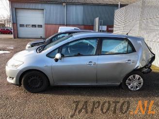 Toyota Auris Auris (E15), Hatchback, 2006 / 2012 1.6 Dual VVT-i 16V picture 2