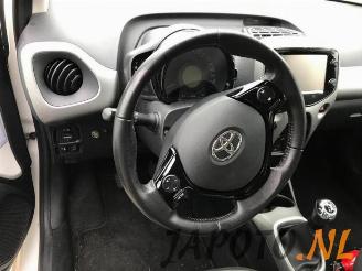 Toyota Aygo Aygo (B40), Hatchback, 2014 1.0 12V VVT-i picture 13